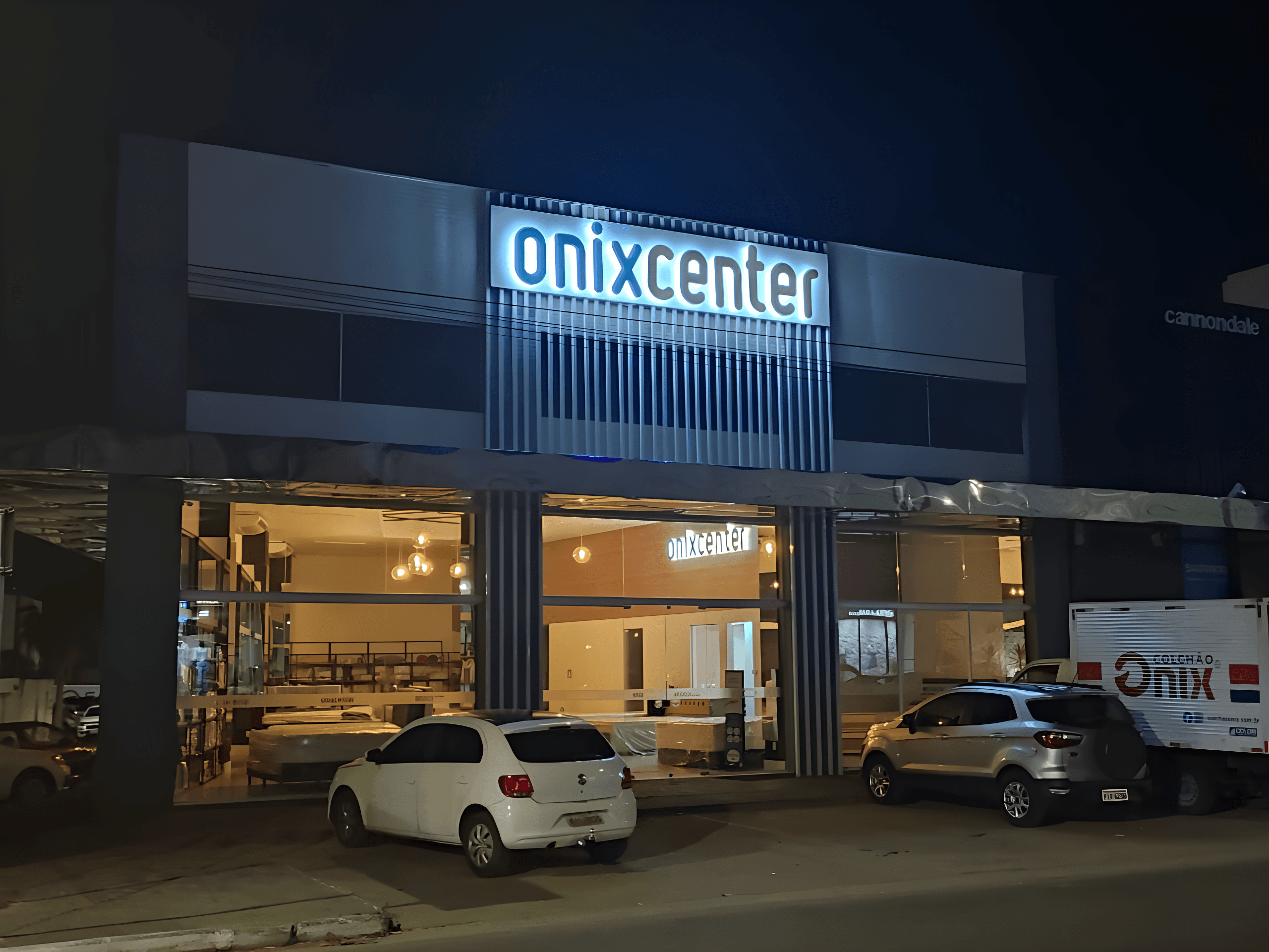 Fachada da loja Onixcenter em Teresina